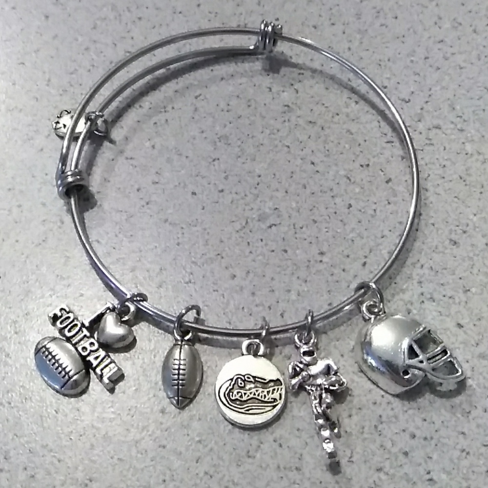 NWOT Florida Gators football charm bangle bracelet